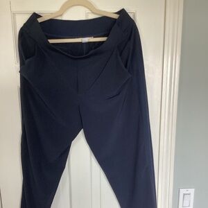 Athleta mid rise ankle pant